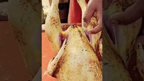 desi murga cleaning skills 😋असली देसी मुर्गा बनने की तैयारी! 🍗🔥 #shorts #desichicken