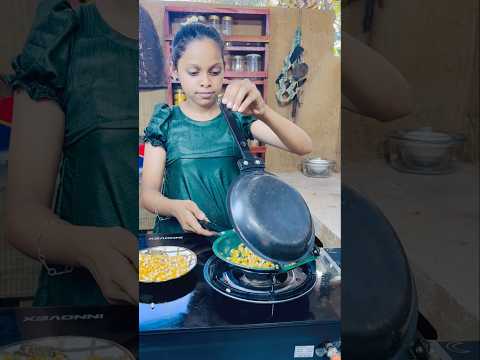 Shall we eat popcorn this way? 🍿😋