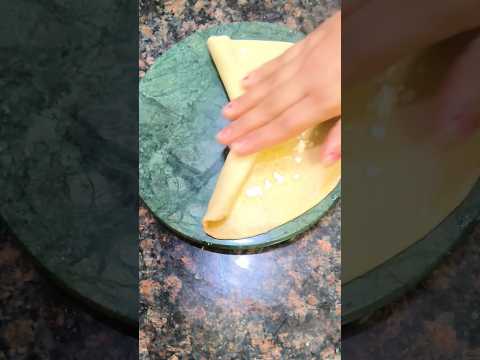 Unique Paratha Folding #shorts #trending #food #desi #paratha #roti #youtubeshorts #viralvideo