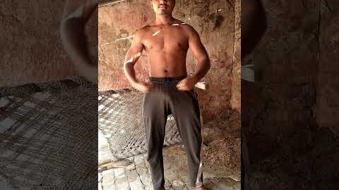 Desi workout 💪🏻Desi Chetan 🦍#fitneess #shorts #fitnessmotivation #desi
