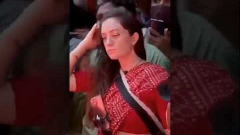 വിദേശി ദേവി ചൈതന്യം തൊട്ടറിഞ്ഞു😱!|Foreign Girl & The Invisible Power of Kodungallur Amma! 😱#trending