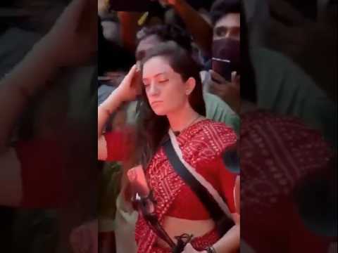 വിദേശി ദേവി ചൈതന്യം തൊട്ടറിഞ്ഞു😱!|Foreign Girl & The Invisible Power of Kodungallur Amma! 😱#trending