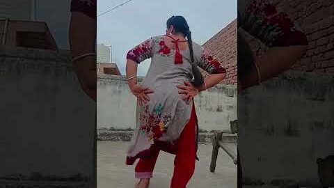 Haryanvi desi thumke 😜😂#short #dance #haryanvi #desi #shortvideo