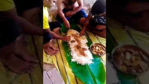 friends enjoy foodingđĒ#kitchen #foodlover #enjoy #ytshort #trending #youtubeshorts #viral #shorts