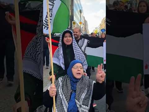 Powerful Voices for Palestine: Crowds Chant La ilaha illallah’ Worldwide #islamic#usa#uknews#shorts