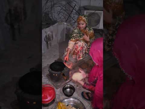 Aaj ka dinner bilkul desi style me 😋|| Gaon wali vibes 😍|| #minivlog #youtubeshorts #shorts