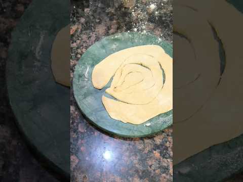 Amazing Paratha Folding #shorts #trending #food #desi #paratha #roti #youtubeshorts #viralvideo