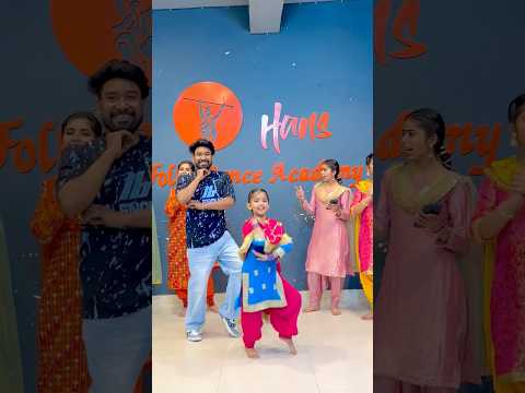 Gidha tere lai song by r neit dance video #happy_artist #gidhasteps #newpunjabi #punjabisongs