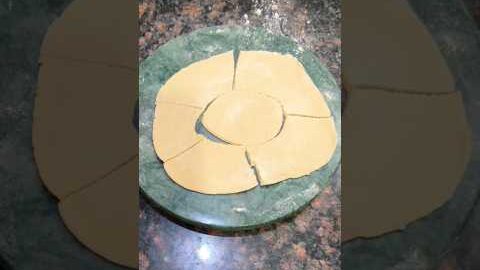 World’s best many roti #shorts #trending #food #desi #paratha #roti #youtubeshorts #viralvideo