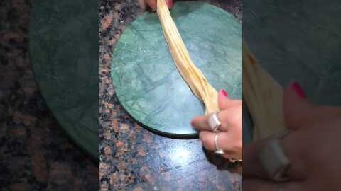 Unique Paratha Folding #shorts #trending #food #desi #paratha #roti #youtubeshorts #viralvideo