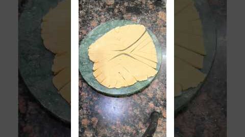 Unique Design Paratha Folding#shorts #trending #food #desi #paratha #roti #youtubeshorts #viralvideo