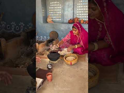 देसी खाना 😍 #desi #khana #food #rajasthani #cooking #home #homemade #youtubeshorts #shorts #reel