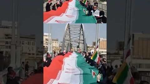 Iranians Form Human Chain at Power Plants as Trump Vows Destruction