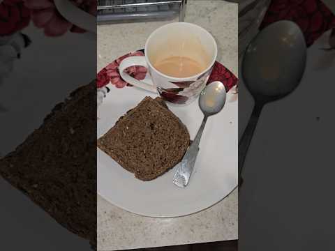 Breakfastshort wid Brown Bread butter 🧈 n Tea #shorts #Breakfast #food #desi