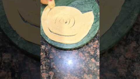 Unique Design Paratha Folding #shorts #trending #food #desi #paratha #youtubeshorts #viralvideo
