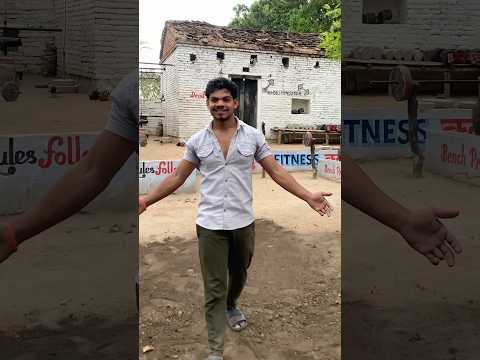 ￼Stendard gym vs desi gym ￼🏋🏻‍♀️#gym #fitness #shorts #ytshorts