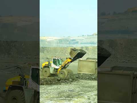 की तेरी गलियों में आना जाना था❤️ #shorts#yetshorts #Desi Life