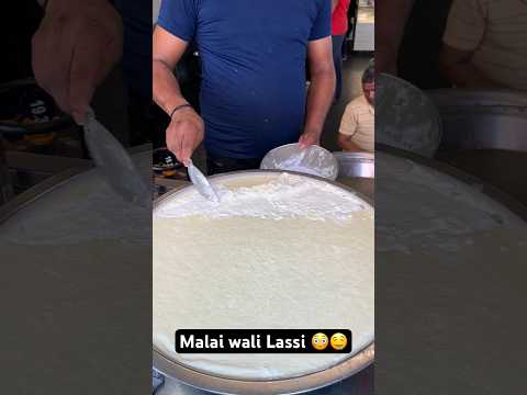 Malai wali Lassi in Just Rs 70/-😳😵 || Indian street food