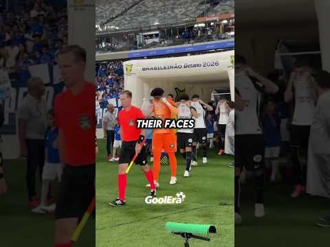 “Why THESE Players Hide Their Faces Before Kickoff 😳” ⚽