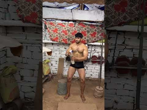 #short#desihomegym #desi #gymmotivation #homeworkout #trendingsong #desiboy