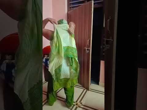 Haryanvi desi thumke 😜😂#short #dance #haryanvi #desi #thumke #shortvideo
