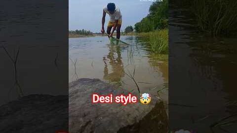 Desi style me Machhali Pakda 😱#village#fishing#shorts#desi#river#waterfall#minivlog#viral#fish#reels