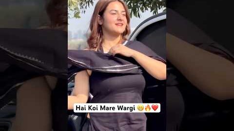 Kuj Dikha Apko 😝😁🔥 #misspooja #suit #punjabi #girl #love #newpunjabisong #newsong #cute #figure