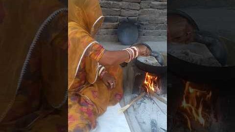 देसी मसाला मूंगफली 😋#yummy #food #rajasthani #desi #gaon #khetibadi #cooking #rajasthanifood #viral