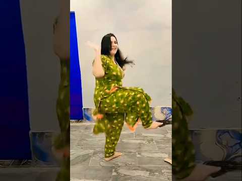 Lack 28 Kudi Da 47 Weight | Punjabi Song || New Punjabi Song||Punjabi Song Dance #dogriswaig #shorts