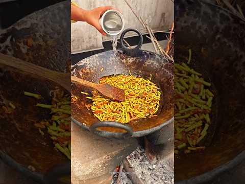 राजस्थानी सबसे महंगी सब्जी सांगरी #desi #rajasthani #villagefood
