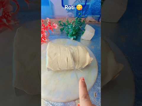 videso me Roti banane ka Desi tarike 😱 #shorts #viral #youtubeshorts