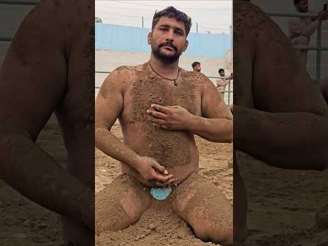 pehlwan mud massage best for health #namatpehlwan #desi #mud #massage #shorts