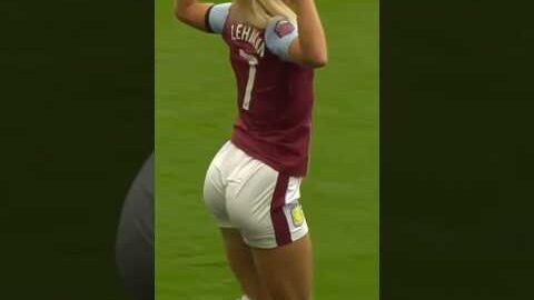 قائمة صادمة: شات جي بي تي يكشف أجمل 5 لاعبات كرة قدم! ⚽🔥#sad #football #shorts #funny #love #tiktok