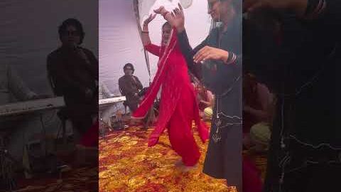 #trending #song चाय का पीना क्यों छोड़ा #viral @Sumanjanghuvlogs #desi #suitlover #jattni