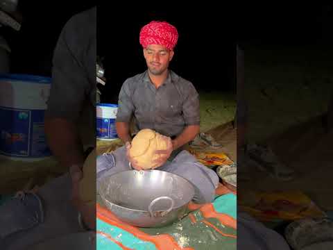 इंडो पार्क बॉर्डर पर बनाया देसी राम रोट देसी पिज्जा 😍 #desi #rajasthani #villagelife #viralvideo ￼