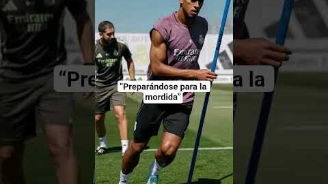#football#comedy#funny#trending#viral#funnyvideos#memes#shortvideo#Dance#music#foryou#fyp#viral#xoxx