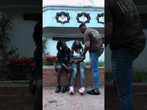 Salieron peleando por no entenderse 😂 #viral #viralvideo #shorts #shortvideo #youtubeshorts #funny