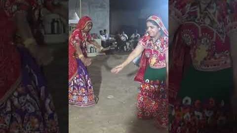Desi Moj😍😍 #ahirani #sisters #desi #garba #traditional #viralshort #youtubeindia