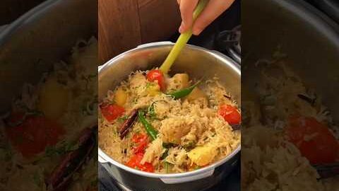 desi alo biryani