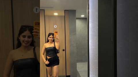 Nikle Current | Neha Kakkar | Jassi Gill | New Punjabi Song | #niklecurrant #shortsfeed