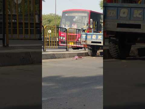 🚌 Bus Ka Accident Ho Gaya 😱😨 Aaj Bach Gaye! #shorts #trending #youtubeshorts #viral