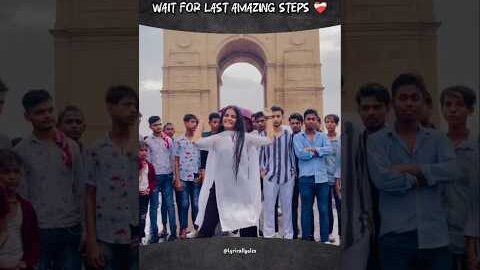 Saara India 🔥😎 | Aastha Gill 🎤 | Girl dance cover | WhatsApp (Lyrics) Dance Status | #ytshorts