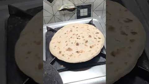 Moti roti aur bhindi ki sabji#indianfood #food #tasteofindia #desi rasoi 94