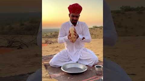रेगिस्तान का विश्व प्रसिद्ध देसी रामरॉट 😍 #desi #food #rajasthani #shorts #viralvideo #shortvideo