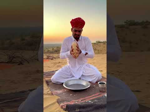 रेगिस्तान का विश्व प्रसिद्ध देसी रामरॉट 😍 #desi #food #rajasthani #shorts #viralvideo #shortvideo