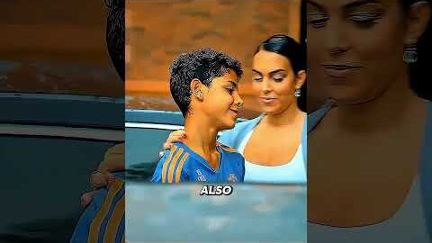 Ronaldo Jr.’s reaction after Messi kissed him was very funny. #vira #youtubeshorts #ytshorts #shorts