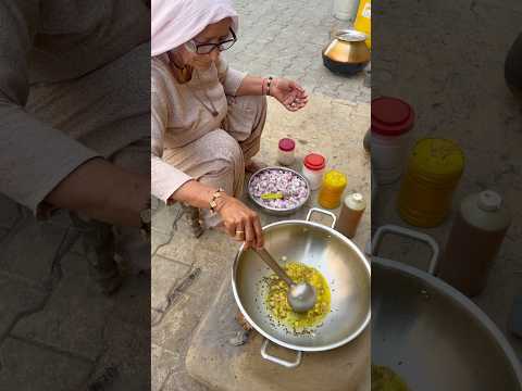 Meri ma mera Rab#Onion recipe#desi #trending #villagelife #maa #love #babitavats #viral #nature