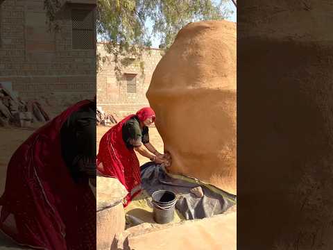 100 साल पुराना धान स्टोर #village #food #desi #dhan #storge #house #old #culture #shorts