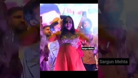 Sargun Mehta | New Punjabi Songs #sargunmehta #punjabisong #shorts #viral #trending
