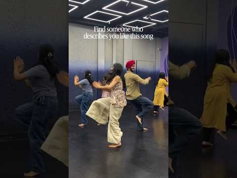 New Punjabi Song  Vibe 😍💃| Bhangra look #punjabilook #shorts #dance